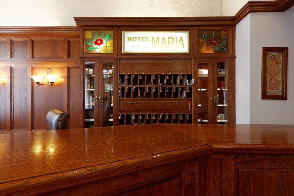 Hotel Maria ออสตราวา ภายนอก รูปภาพ